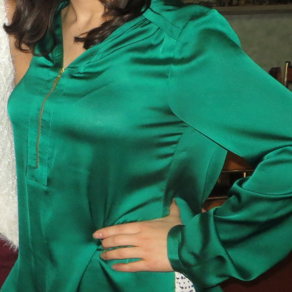 blouse emerald green silky satin loose size M